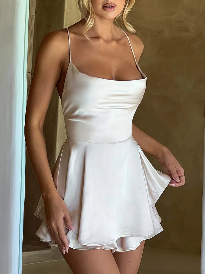 Empiriya I Robe dos nu en satin