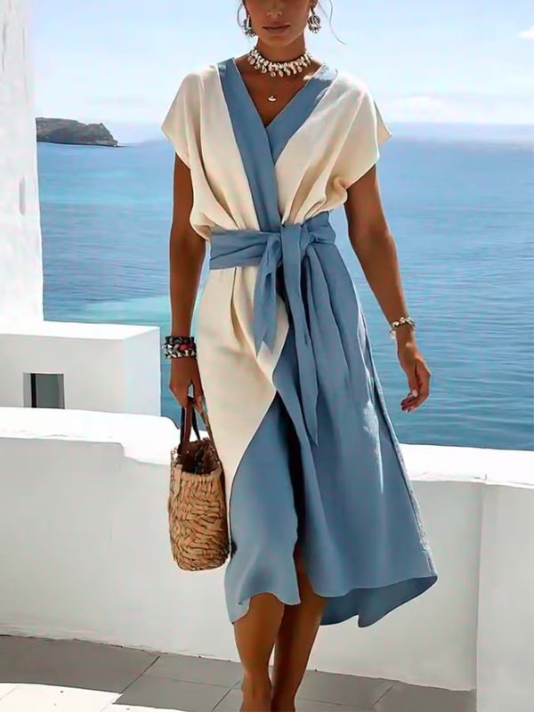 Robe ample avec des coutures de couleurs contrastées