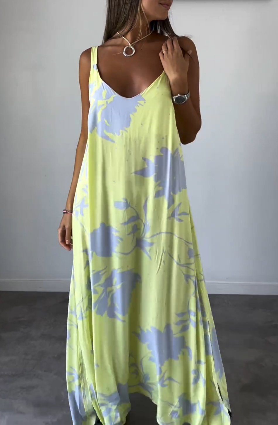Elegante y estilosa vestido