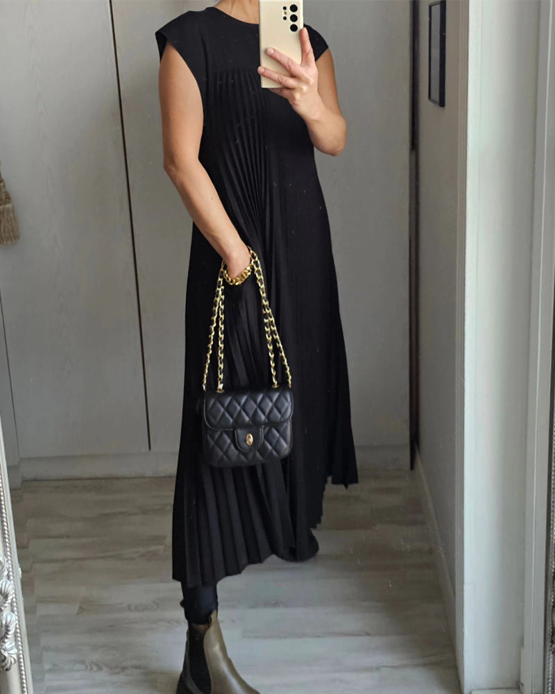 Robe plissée élégante et simple sans manches