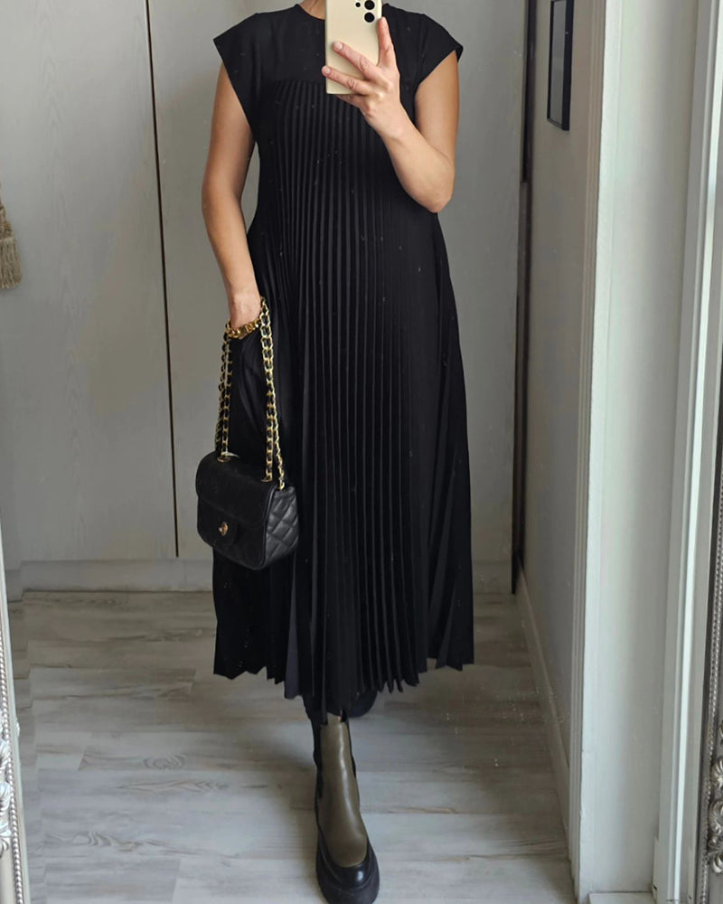 Robe plissée élégante et simple sans manches