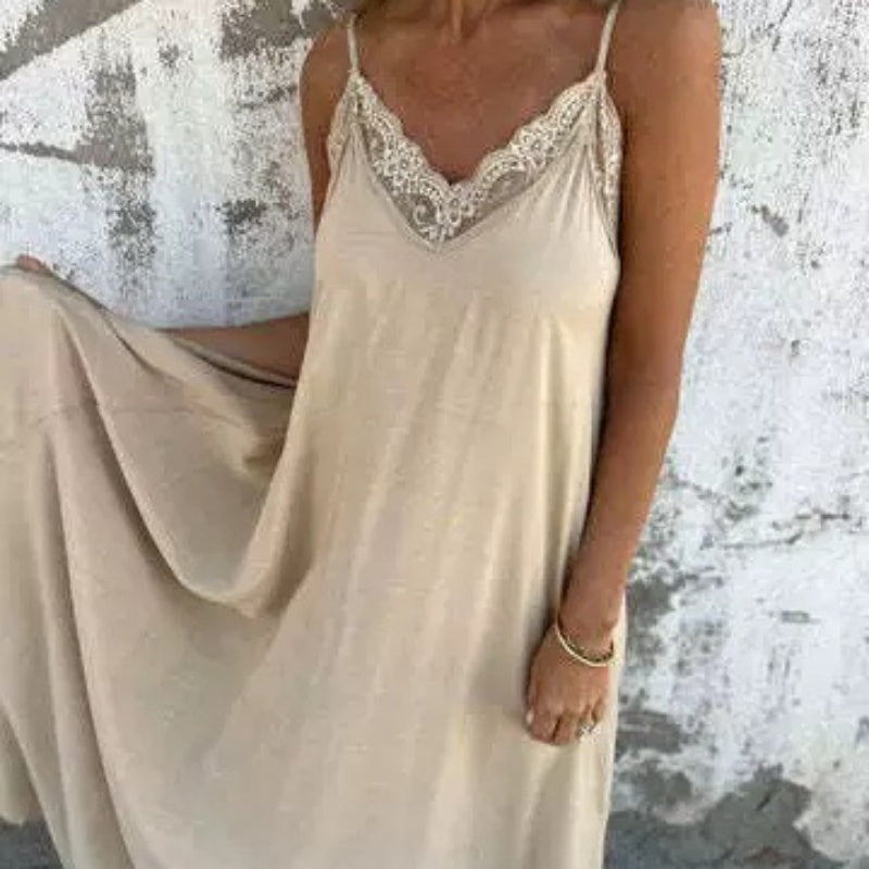 Élise | Robe Maxi Dentelle & Décolleté V