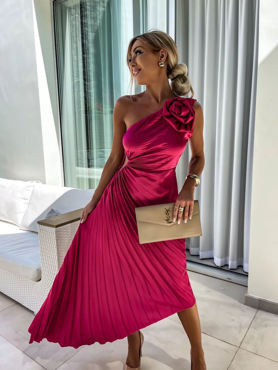 Élodie – Robe à épaules plissées