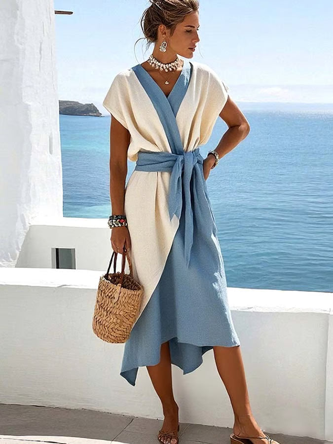 Robe ample avec des coutures de couleurs contrastées