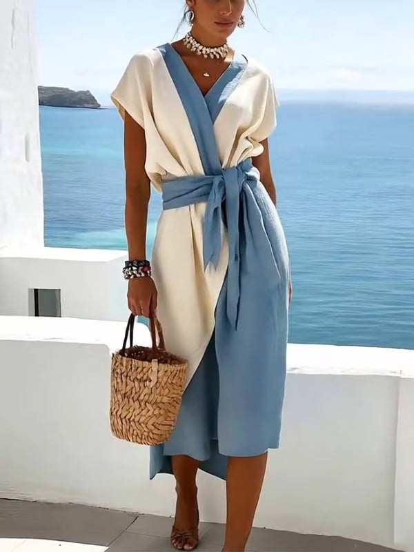 Robe ample avec des coutures de couleurs contrastées