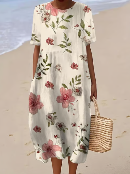 Robe blanche avec des fleurs douces