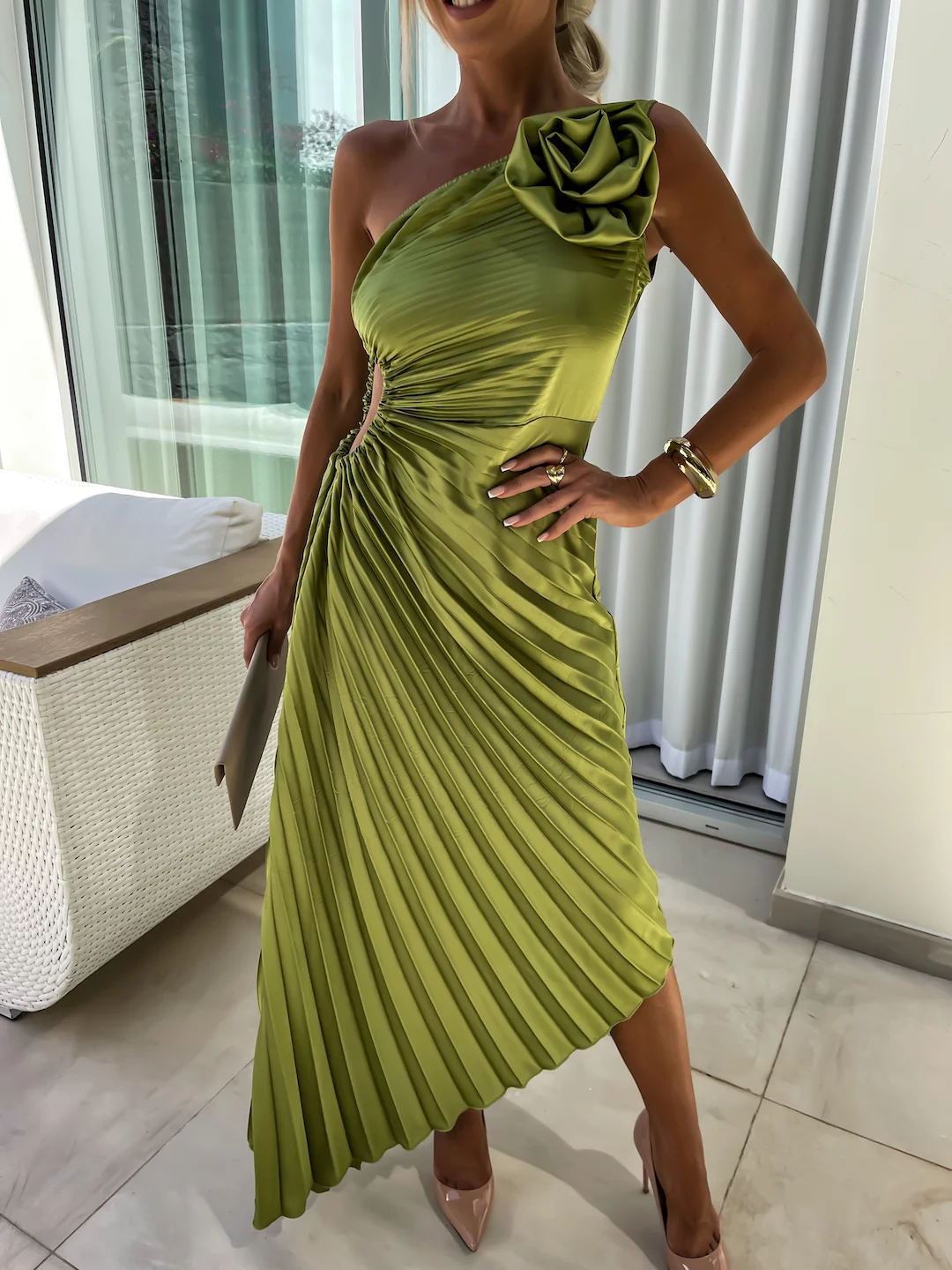 Élodie – Robe à épaules plissées