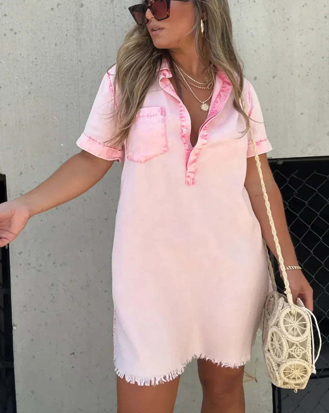 Inès – Robe Ceinturée en Jean