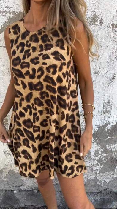 Léa – Robe Courte Imprimé Panthère